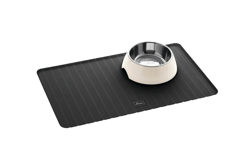 FOLDABLE Silicone Pad - Hunter-petstore -bowl base that protects floors -with raised rim -foldable / small packing size -ideal for traveling and on the road -flexible material that keeps its shape -slip-resistant -easy to clean and dishwasher-safe