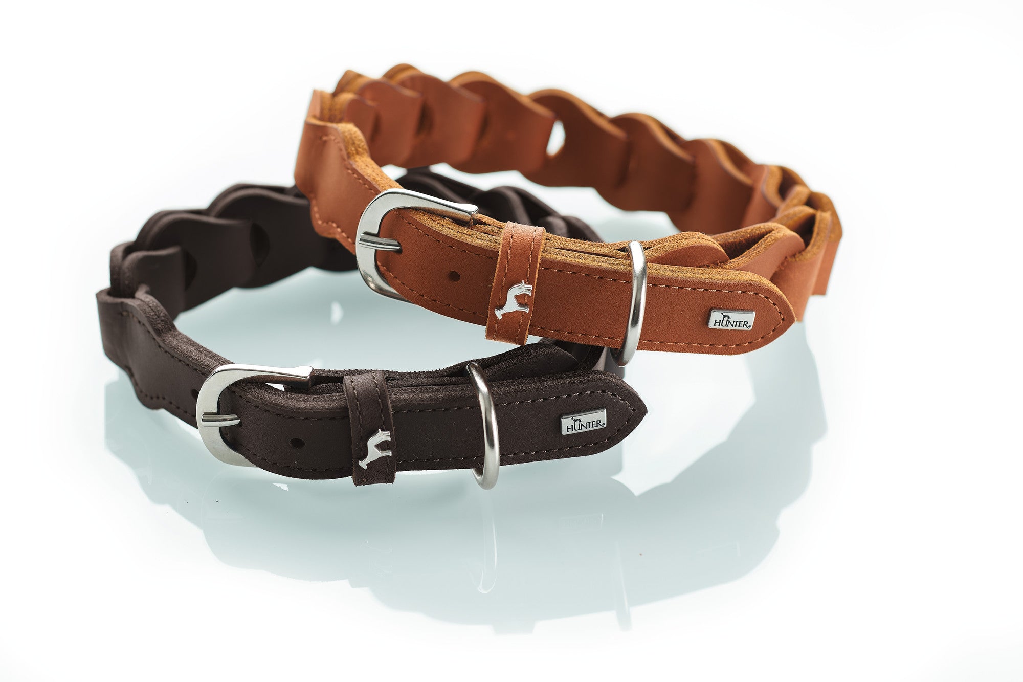 Solid EDUCATION Chain Collar - Hunter-petstore -Collar for leisure activities (not for training purposes!) -With handmade and interlinked leather elements -Special design provides pleasant, light tug damping at the dog's neck -Made in Germany