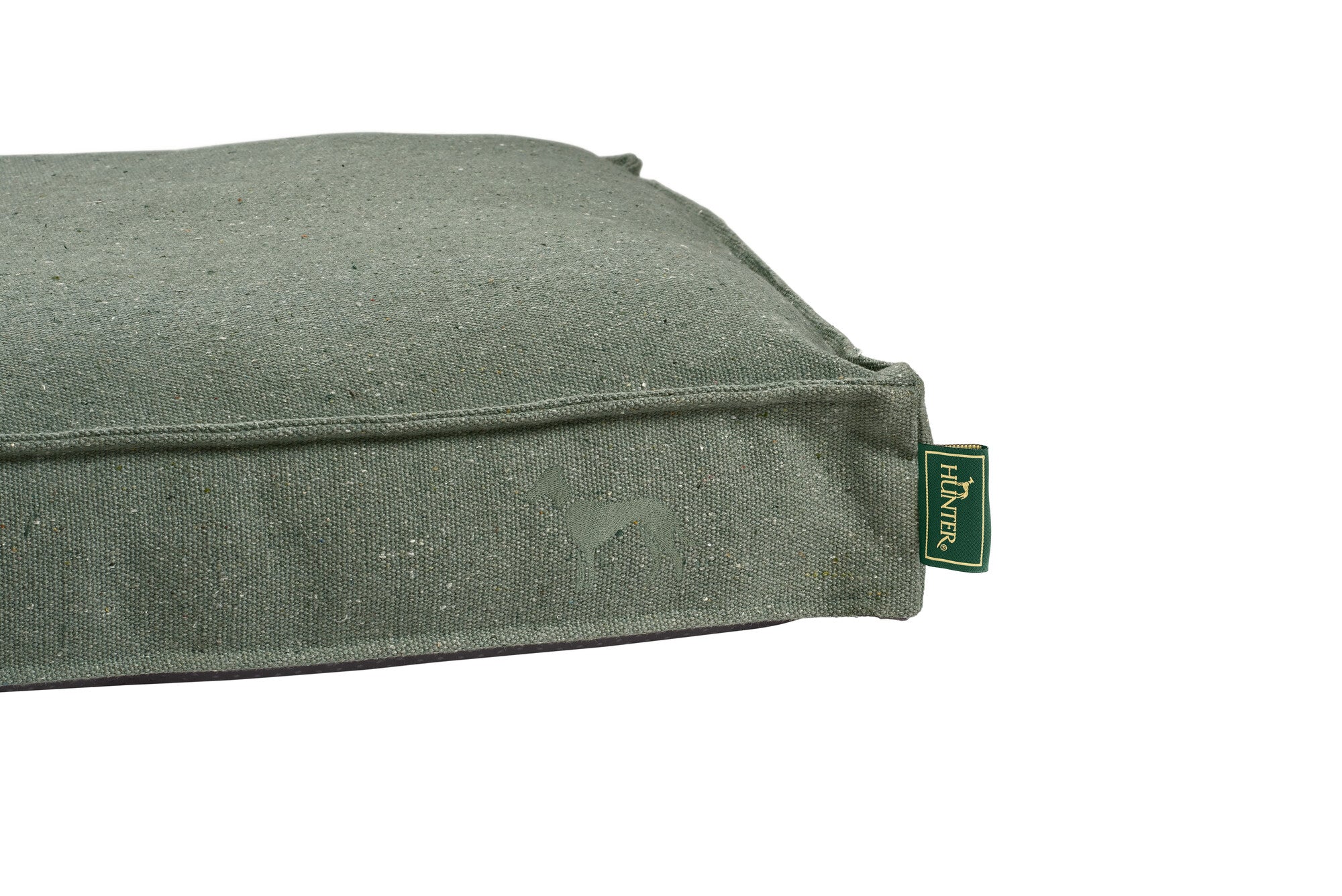 BELLUNO Bed - Hunter-petstore -Made mainly from recycled materials -Pleasantly robust material mix of cotton and polyester -Reversible inner cushion -Anti-slip underside -Covers washable at 140 °F