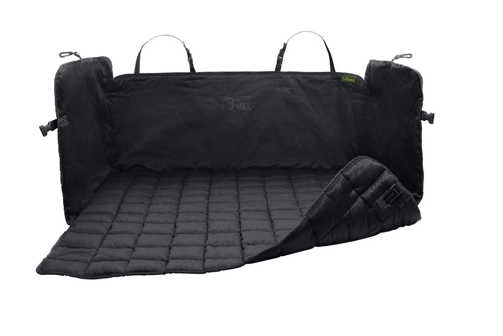 Car trunk cover HAMILTON - Hunter-petstore -protects the car from dirt and hair -with comfortable, padded lying surface -can be used in many conventional car models -ready for use straight away thanks to practical belt straps with click closure -with integrated bumper protection -washable at 205°F