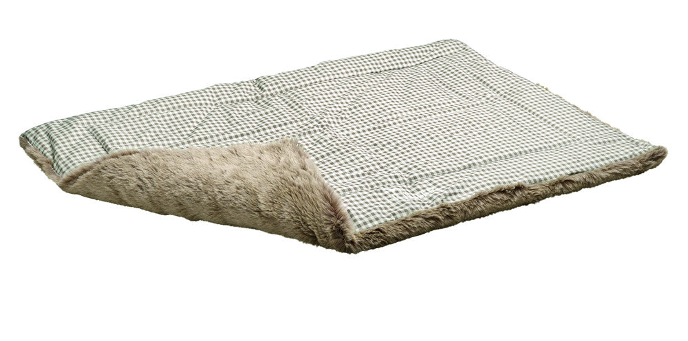 ASTANA Blanket - Hunter-petstore -cozy dog blanket for at home or when traveling -with a classic check design and discreet HUNTER embroidery -can be used on both sides: One side made of comfortable cotton, the other with plush trimming -can be used individually or as an insert for transport boxes or dog beds -lightly padded for high comfort -washable at 90°F