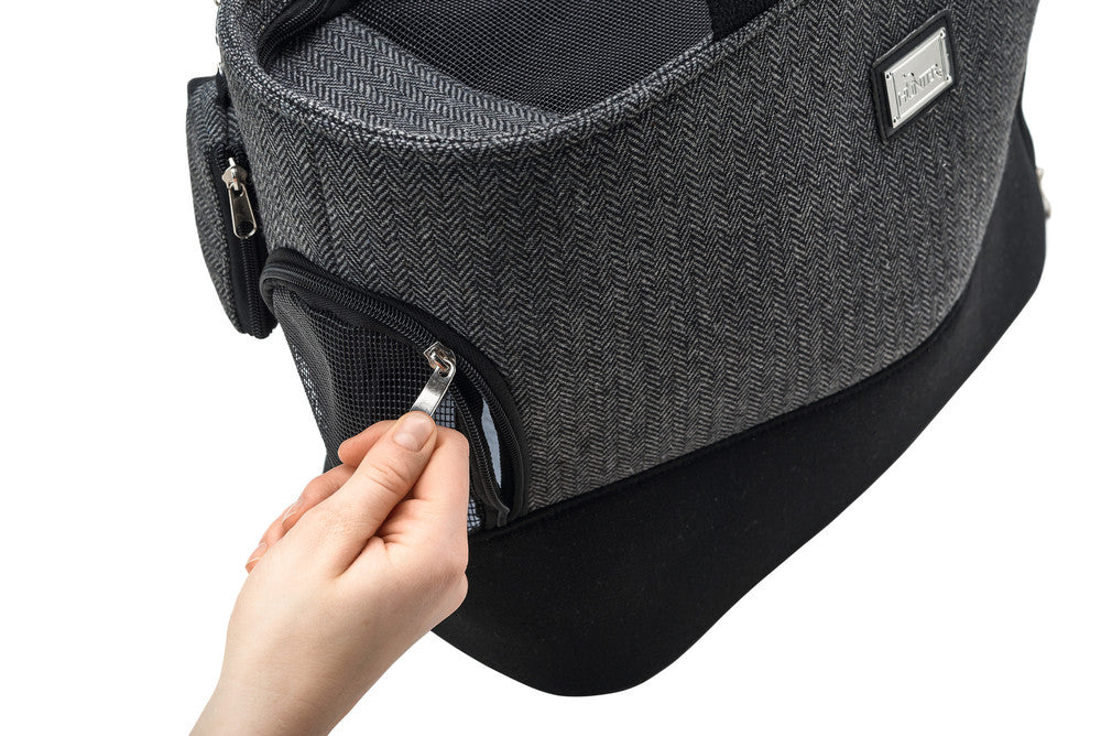 BARCELONA Dog carrier - Hunter-petstore -carry bag for pets weighing up to 17.6 lbs -wool blended fabric with a herringbone design -openings for optimum ventilation -inside nylon strap with carabiner makes it possible to secure your pet -washable