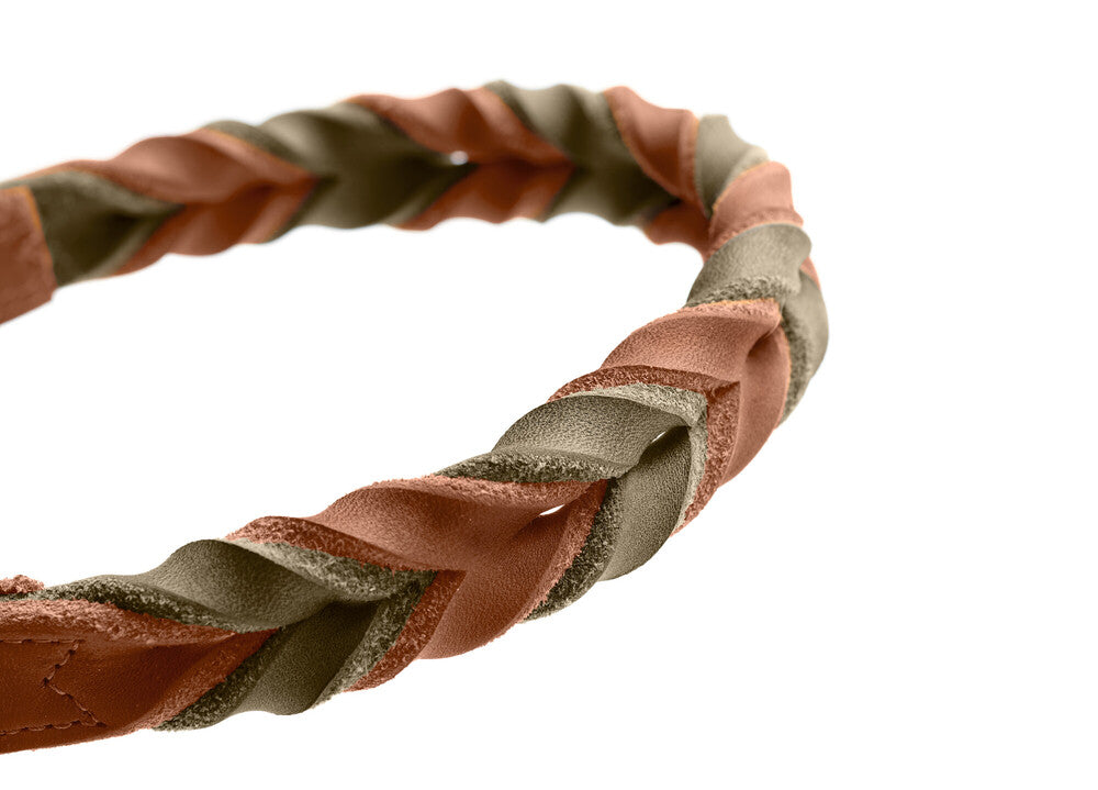 SOLID EDUCATION Duo Collar - Hunter-petstore -classic collar, universally usable -particularly tough and hard-wearing leather -rounded edges -hand-braided -with a leather keyring -made in Germany