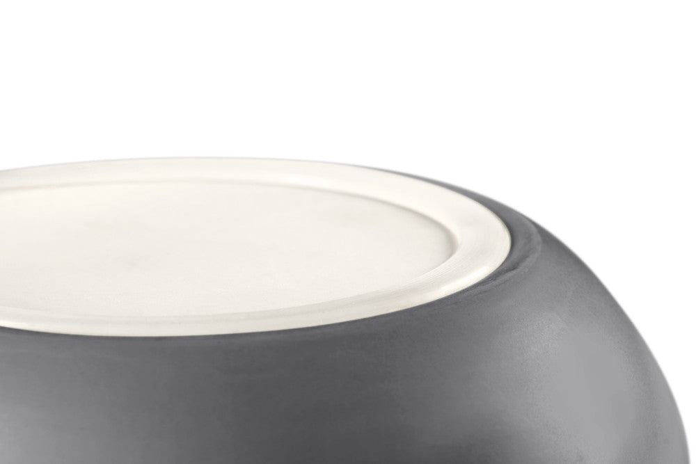 LUND Ceramic Bowl - Hunter-petstore -feeding or drinking bowl made of ceramic -subtle HUNTER dog embossing -high weight ensures a secure stand -slip-resistant silicone rim on the bottom -long-lasting and scratch resistant -food safe and dishwasher-safe