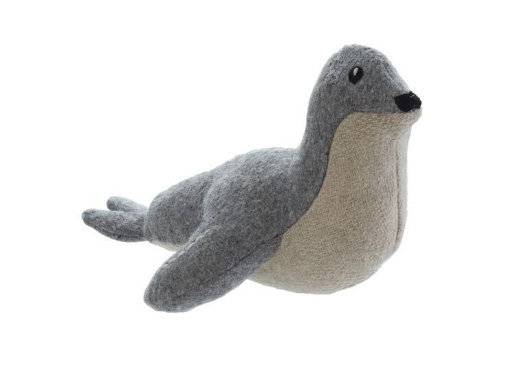 SKAGEN Seal - Hunter-petstore -Cute dog toy in a maritime look, without squeaker -For small and medium-sized dogs -For playing, cuddling and loving -Made of up-cycled outer material and recycled filling -Attractive yet tough wool/polyester mix -Machine washable at 140 °F -9.8"