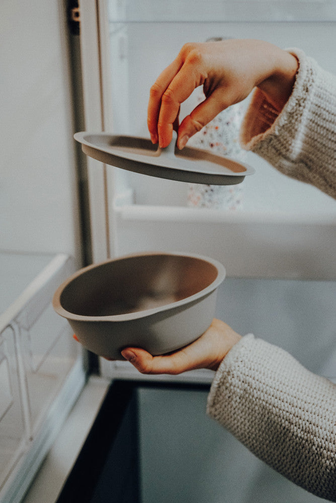 ELASTIC Silicone Bowl - Hunter-petstore -food or drinking bowl with lid -made from dimensionally stable silicone -suitable for animals with allergies -temperature-resistant from -4 to + 248 °F -fits as a replacement bowl in the HUNTER melamine bowls -easy to clean and dishwasher-safe -food safe